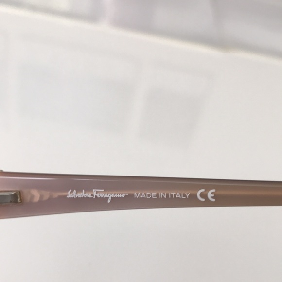 Salvatore Ferragamo Rectangle Eyeglasses main image 8